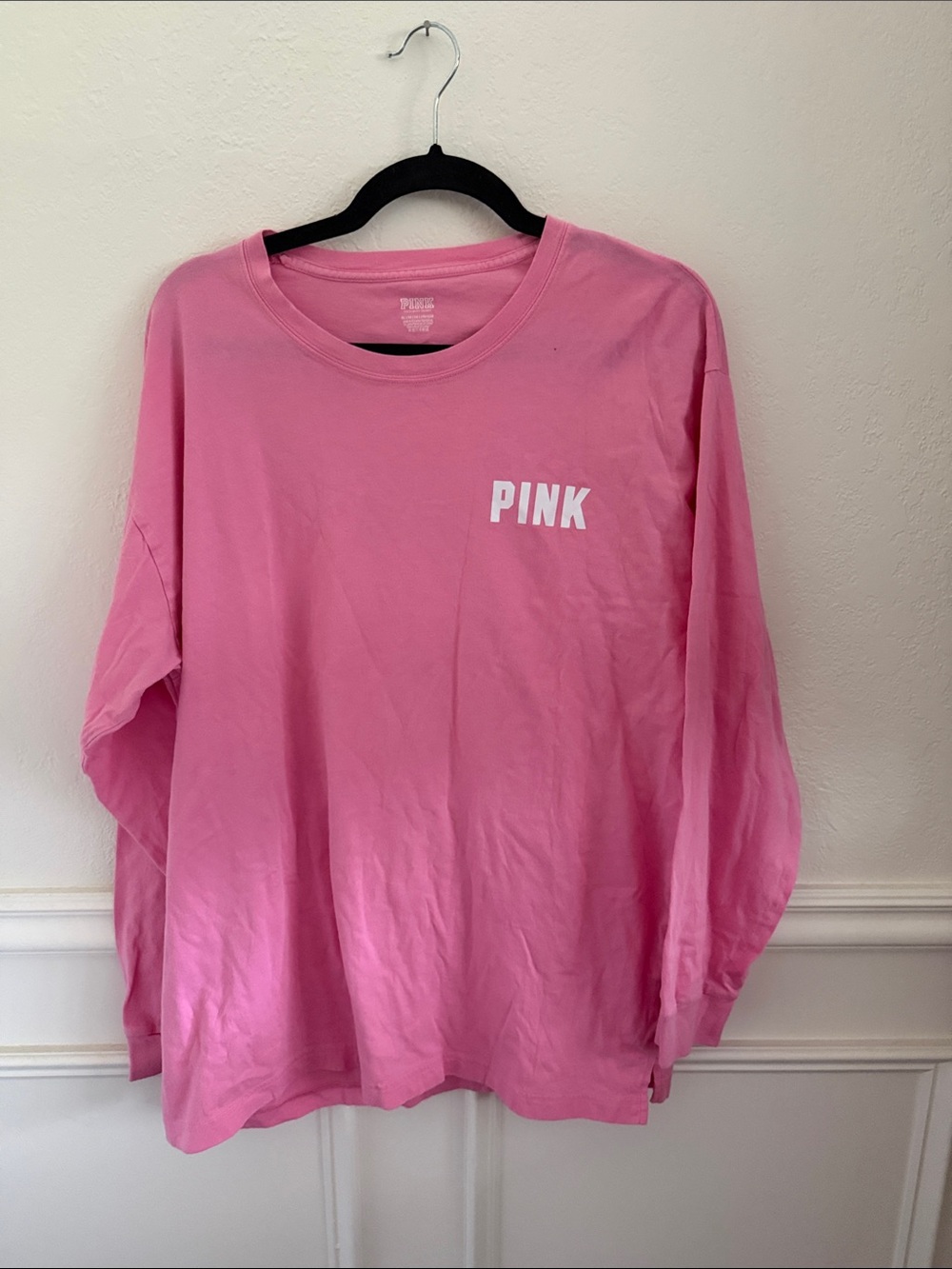 PINK Victoria's Secret Long Sleeve Crewneck Tee - Bubblegum Pink